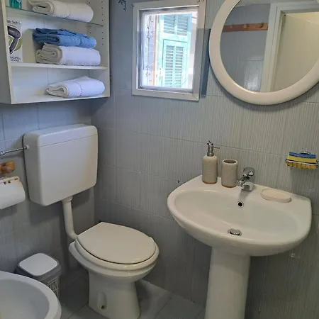 Apartamento Casa Fiori - Zona , 7 Min Dalle Spiagge